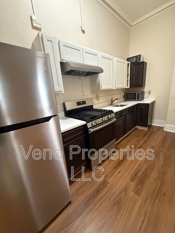 98 Columbia St #3F - Photo 3 of 12