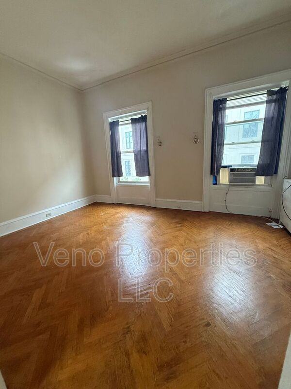 98 Columbia St #3F - Photo 7 of 12