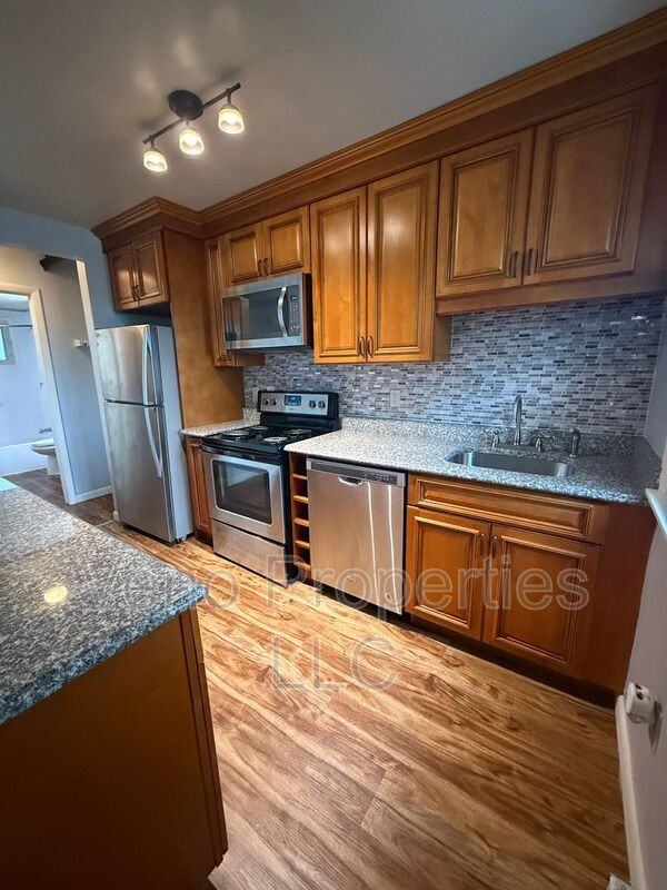 30 Limerick Dr - Photo 3 of 10