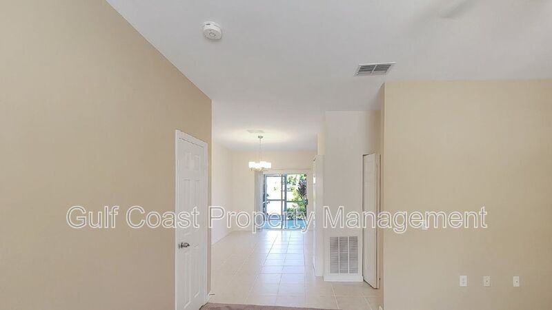 7623 Plantation Cir - Photo 3 of 19