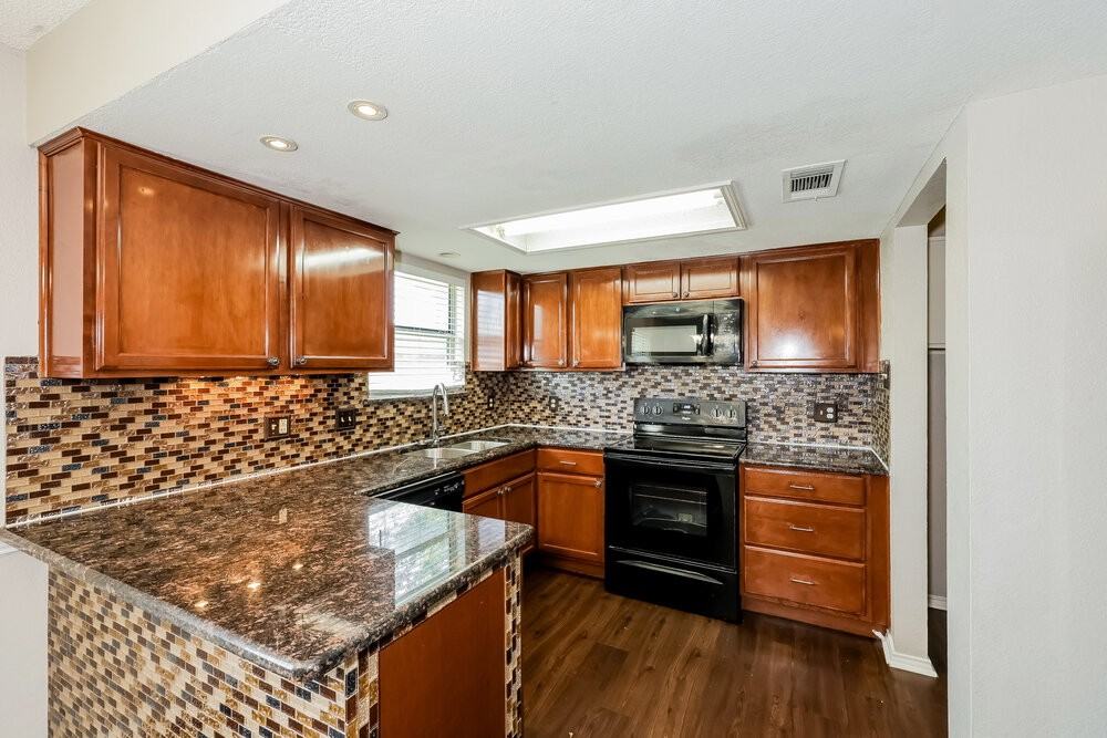 1224 Nicole Way - Photo 7 of 16