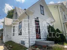 262 E Garfield St - Photo 1 of 1