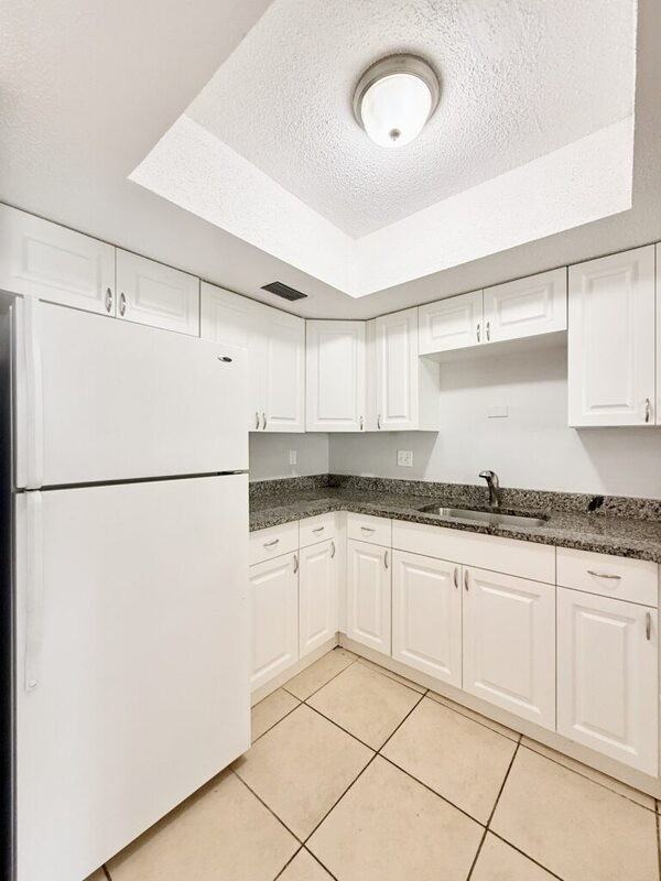 4729 39th Ave N - Photo 7 of 37