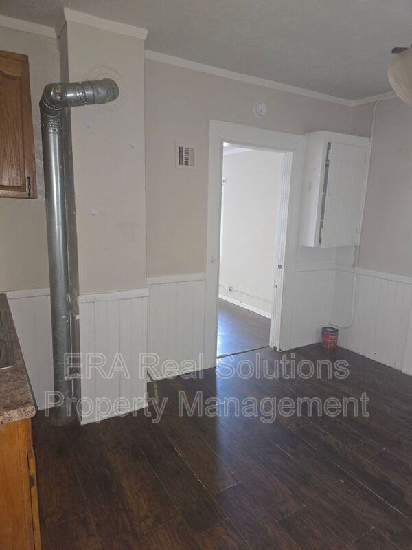 448 Delaware Avenue #2 - Photo 3 of 7