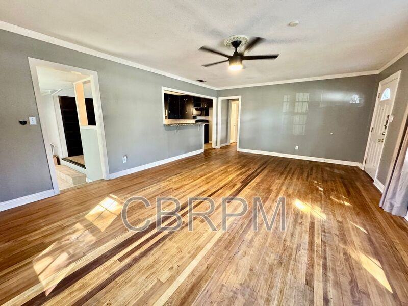 3310 28th Street - Photo 4 of 23