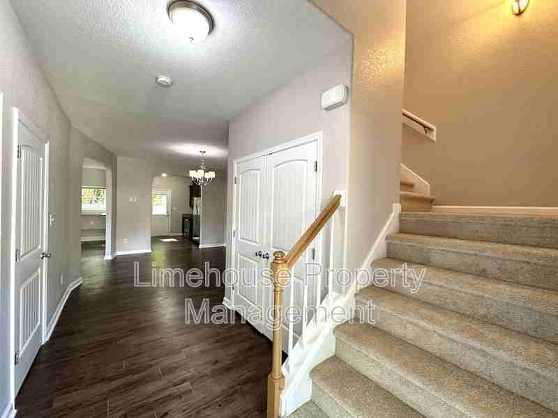 1909 Chesapeake Dr - Photo 2 of 22