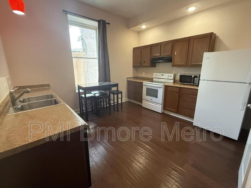 7 N Potomac St - Photo 3 of 12