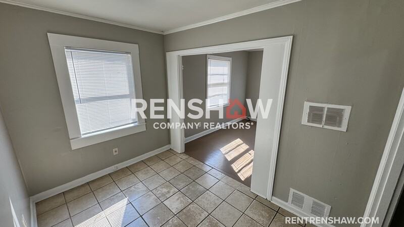 4126 Macon Rd - Photo 5 of 14