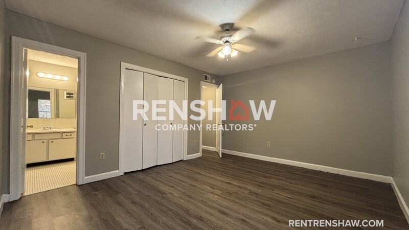 3210 Thirteen Colony Mall #3A - Photo 7 of 14