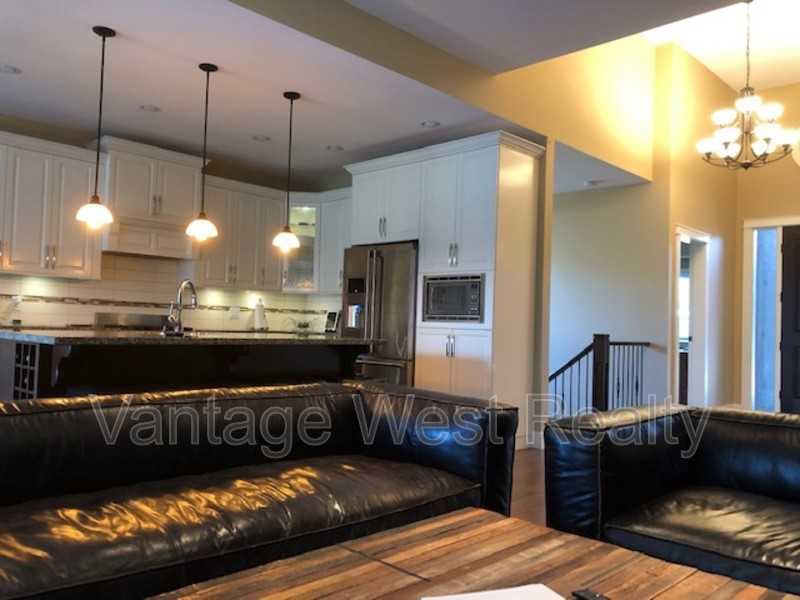 1588 Marina Way - Photo 4 of 21