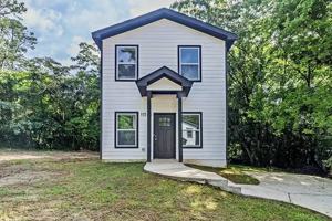 featured image of 114 Emily St