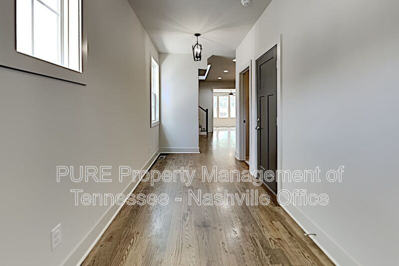 634B Vernon Ave - Photo 3 of 29