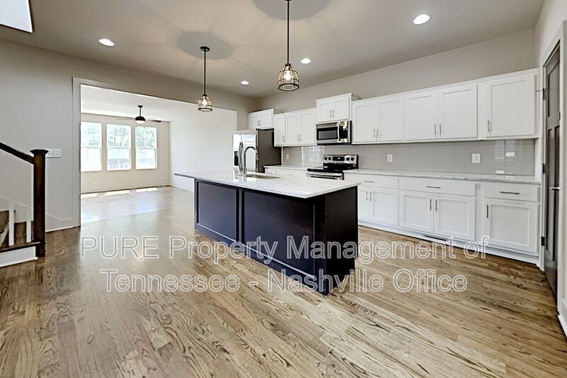 634B Vernon Ave - Photo 4 of 29