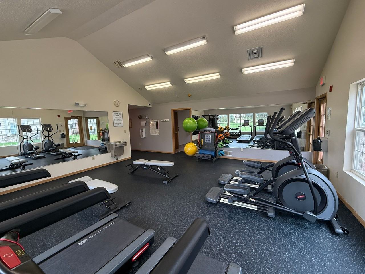 Stone Creek - Photo 6 of 35