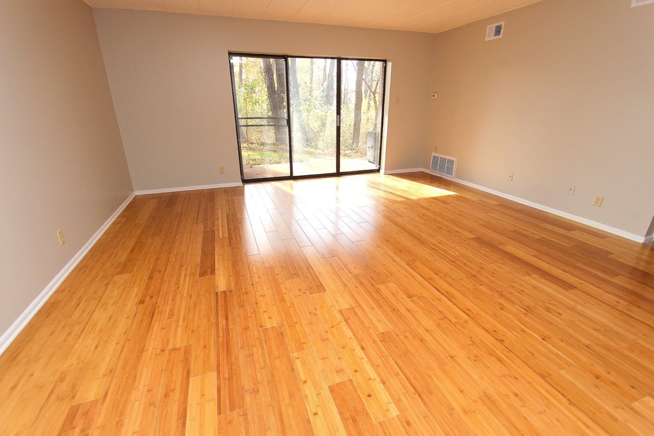 BERKSHIRE -- 056 - Photo 7 of 10