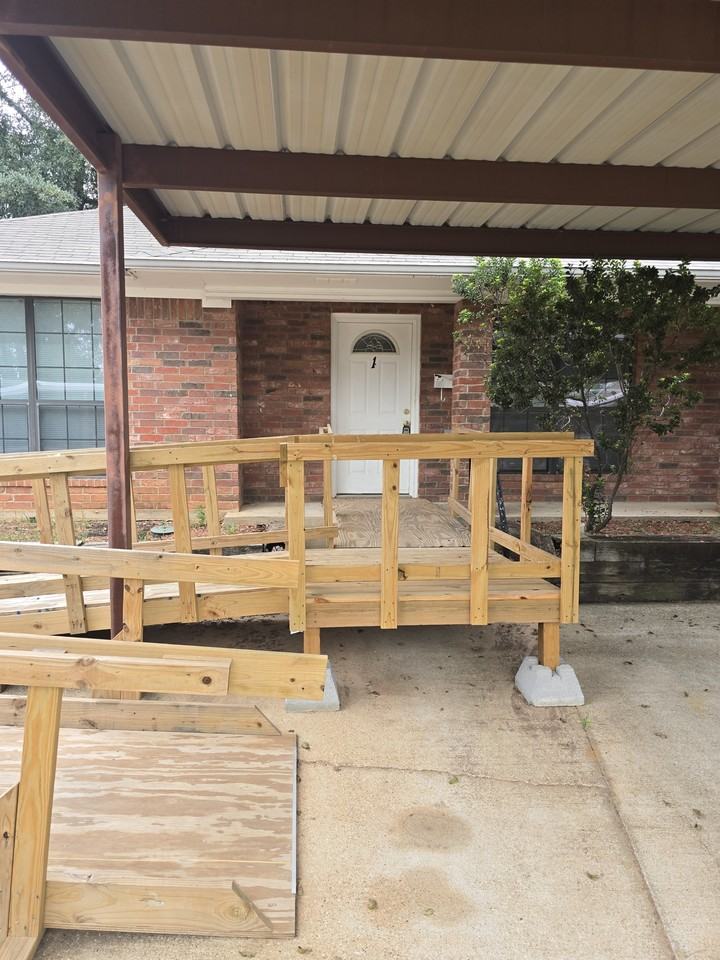 640 Canada Street - Photo 2 of 18