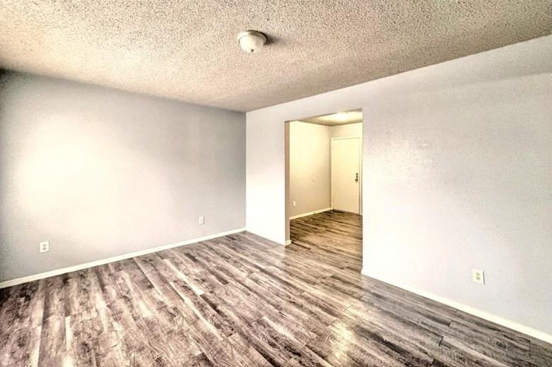 Pecan Cove Apartments - Photo 4 of 50