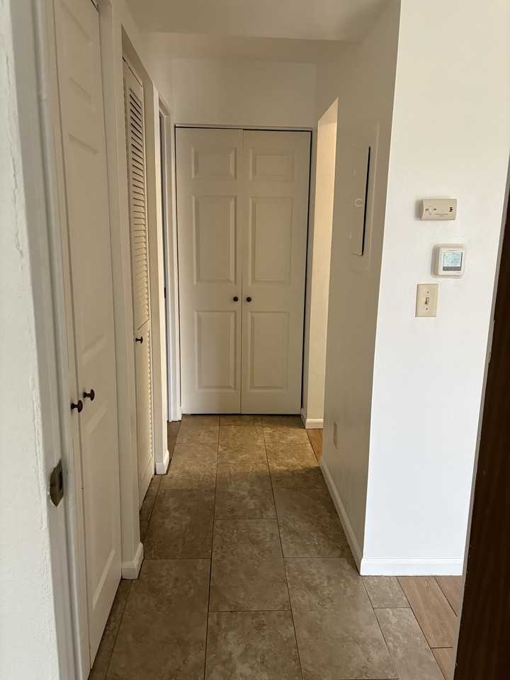 1317 West Michigan Avenue - Photo 4 of 8