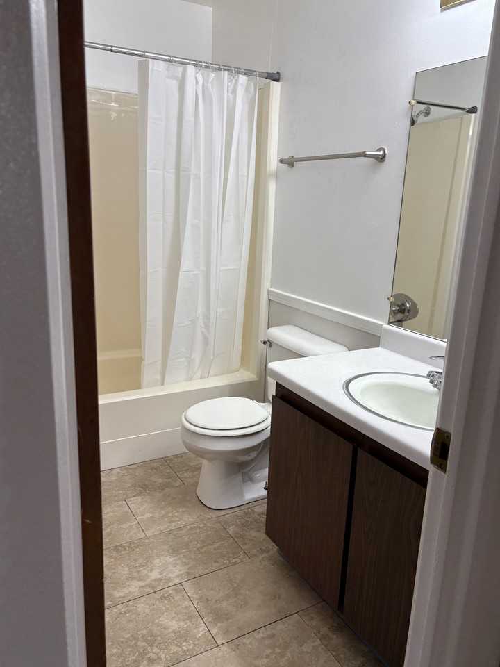 1317 West Michigan Avenue - Photo 7 of 8