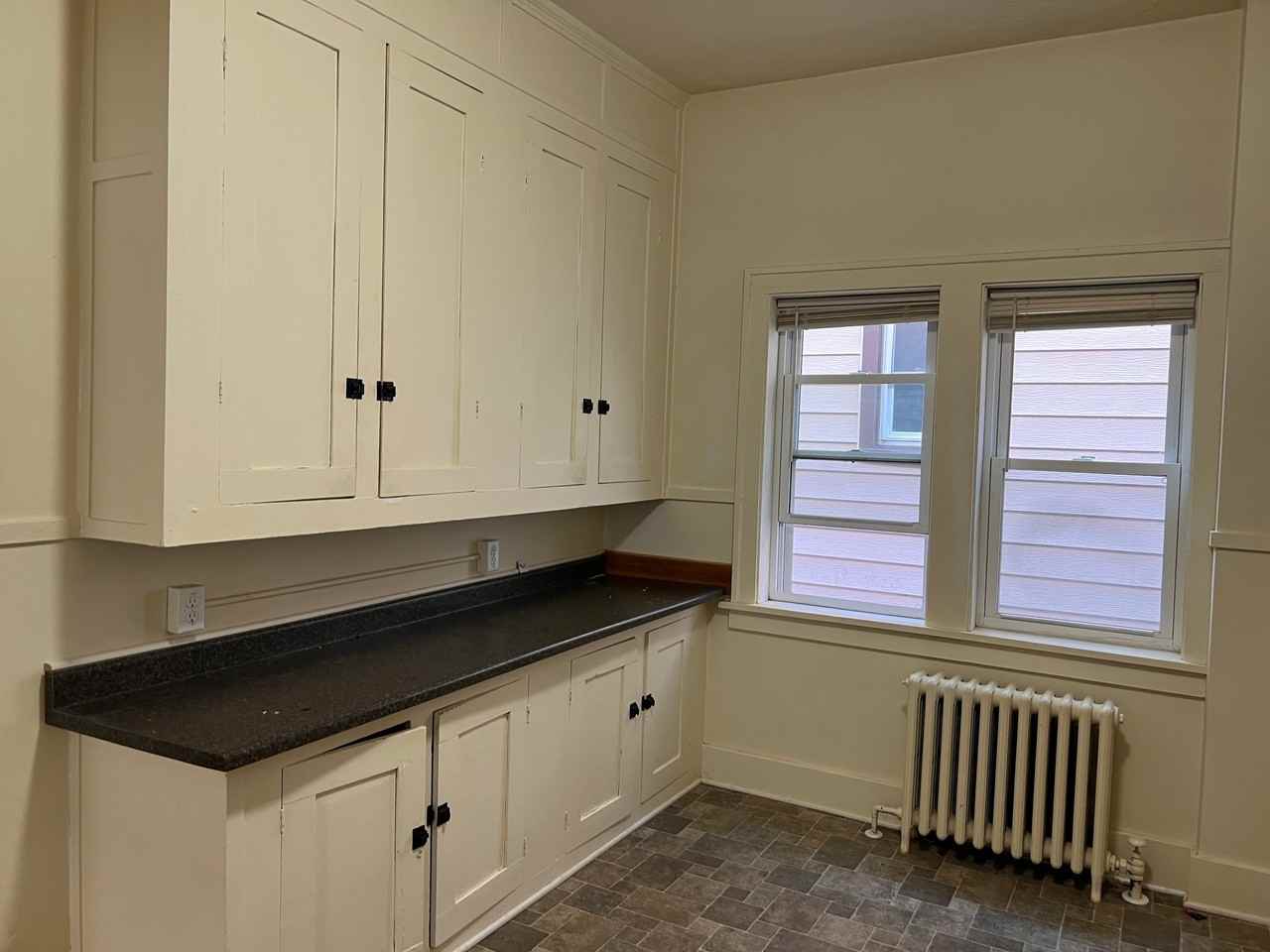 ABM Apartments - Photo 2 of 6