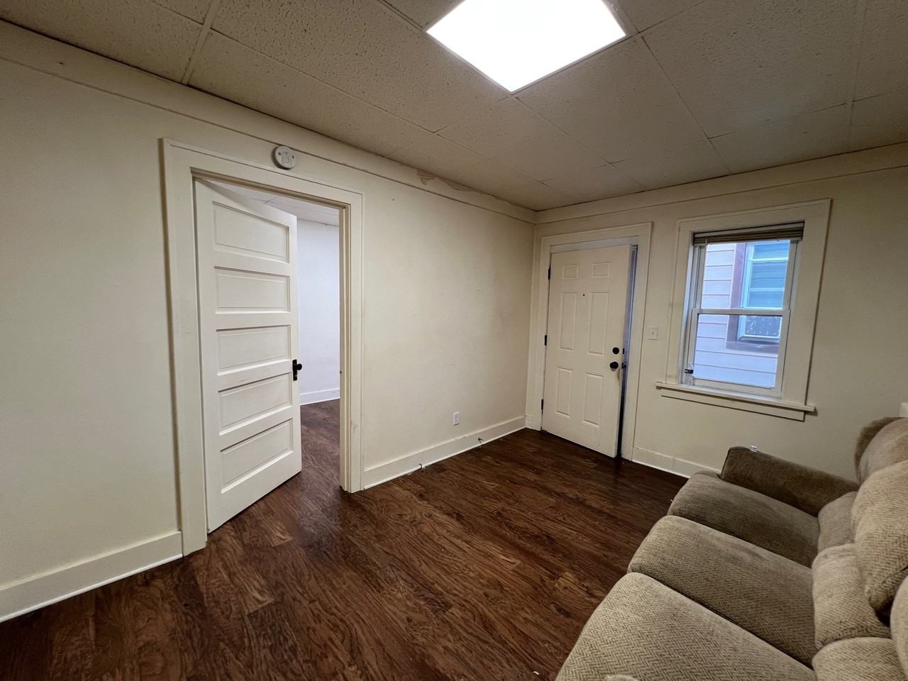 ABM Apartments - Photo 3 of 6