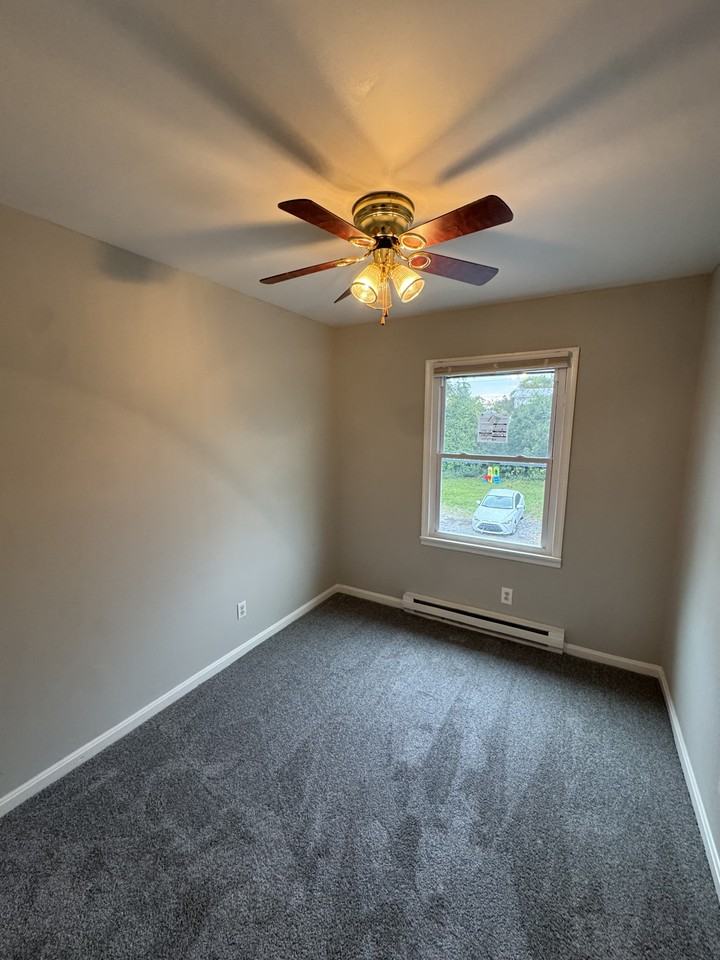 119 Park St 8 - Photo 4 of 7