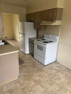 Holcomb Village Townhouses - Photo 2 of 8