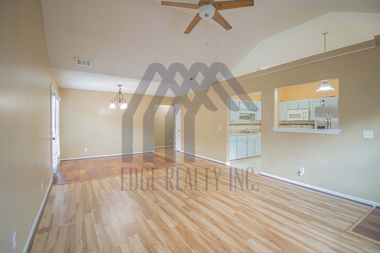 26 Stalwick Dr. Pooler, GA 31322 - Photo 2 of 9