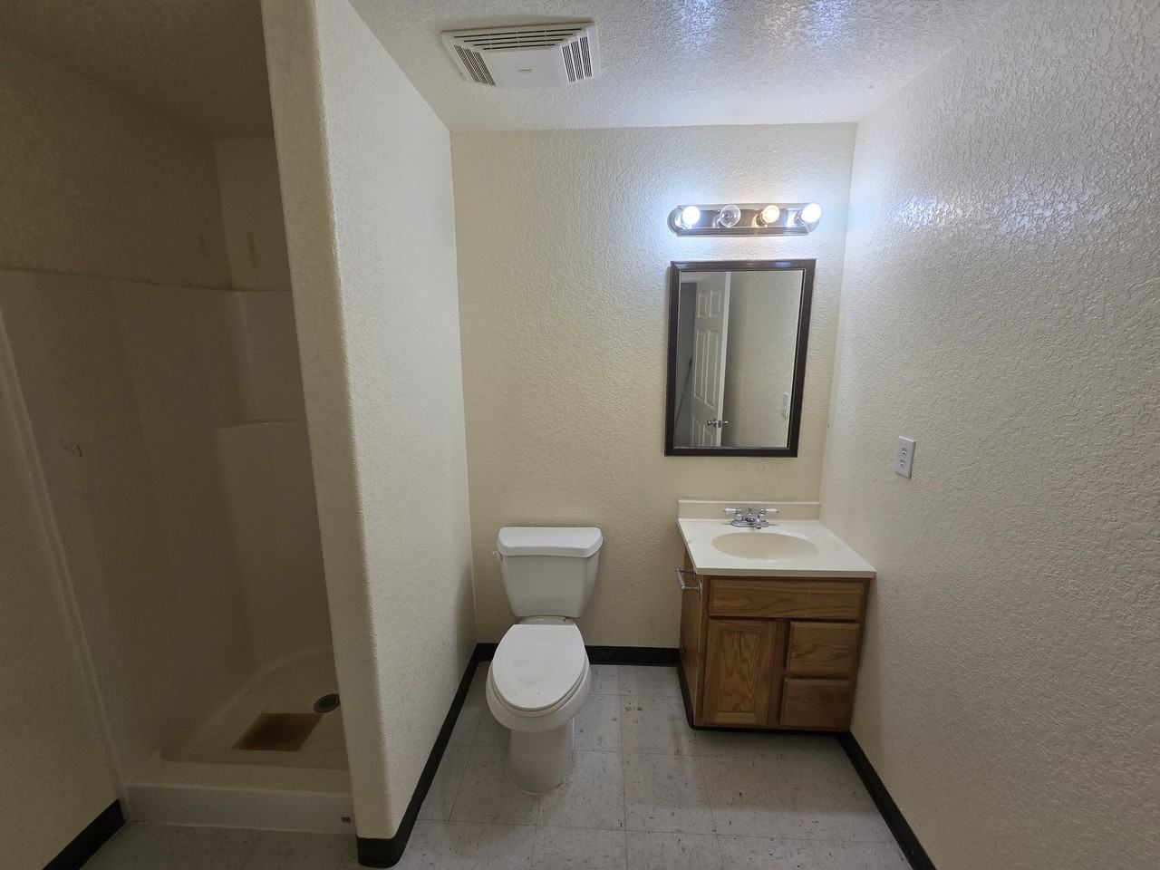 Charlotte Gardens - Photo 4 of 50