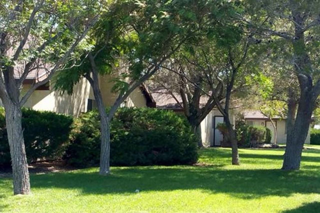 840 East Ridgecrest Boulevard #32 - Photo 3 of 7