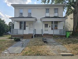 featured image of 517 E Broadway St #517