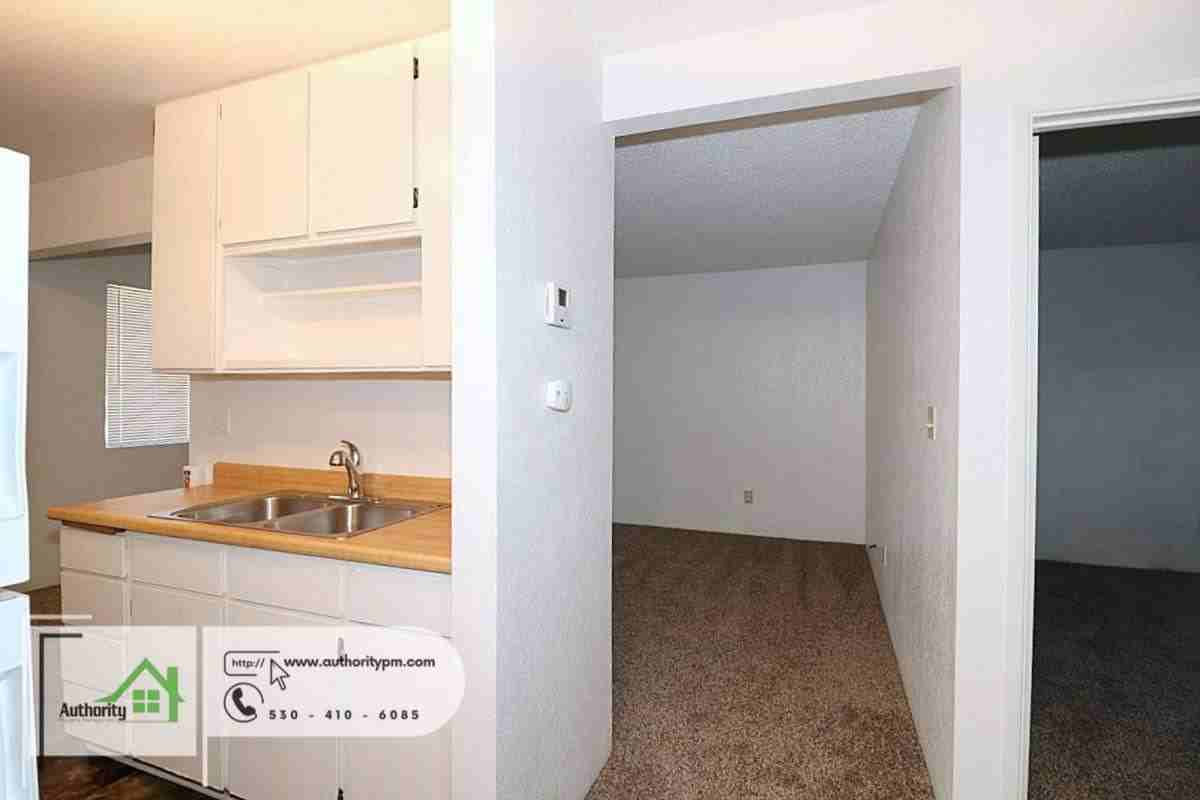 4845 Front St #1 - Photo 3 of 10