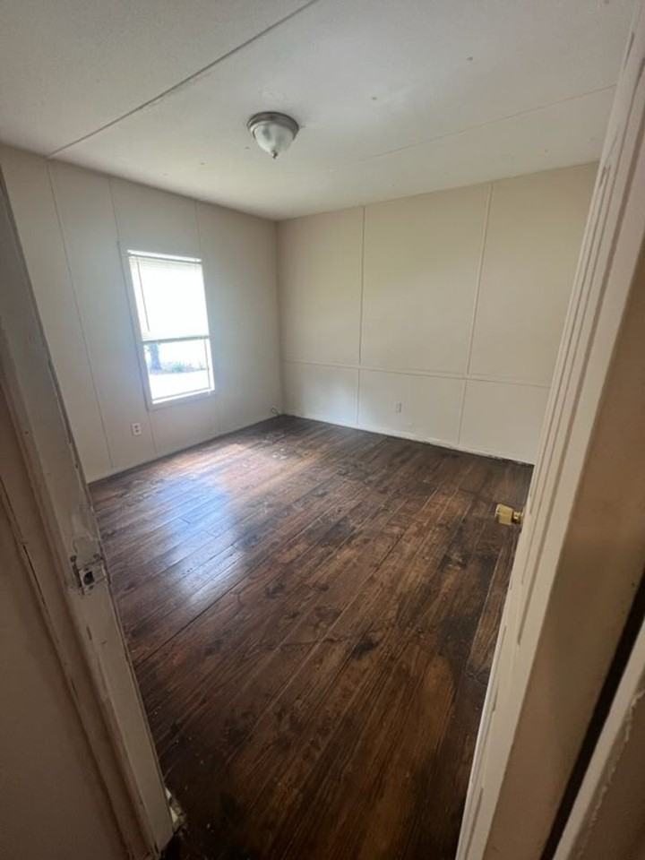 Carvista Park - Photo 2 of 12