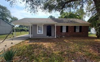 71 Harvard Rd - Photo 1 of 1