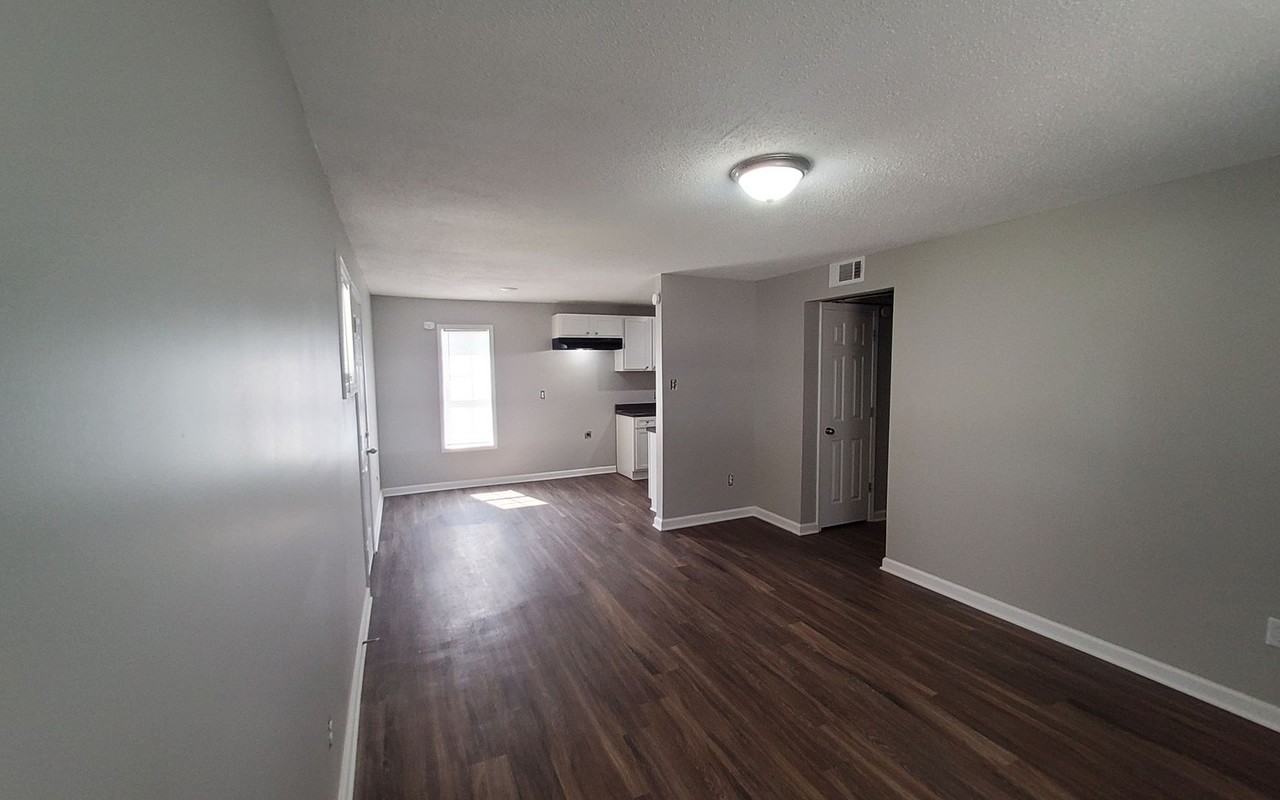 71 Harvard Road - Photo 2 of 7