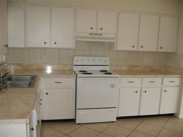 12043 Rotuma St - Photo 2 of 4