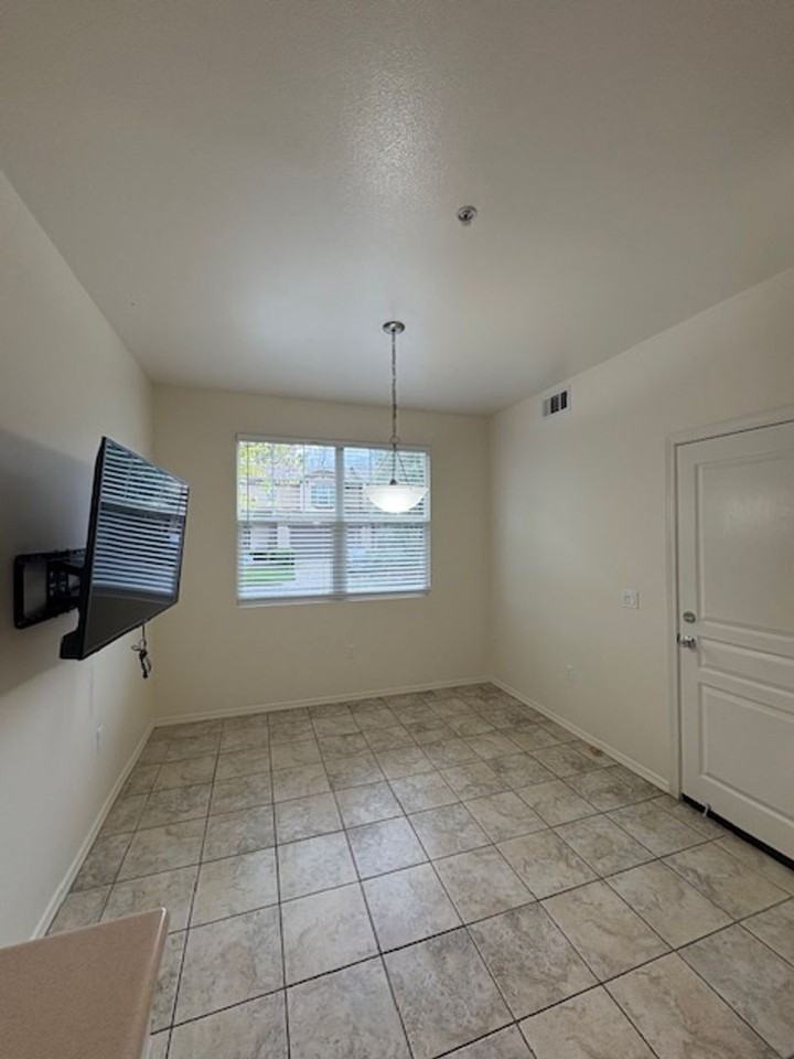 9137 Arbol Del Rosal Way - Photo 3 of 18