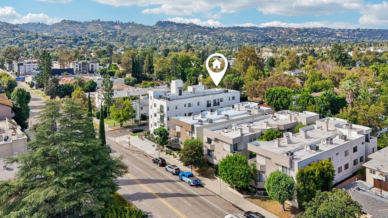 12905 Landale Street - Photo 4 of 30