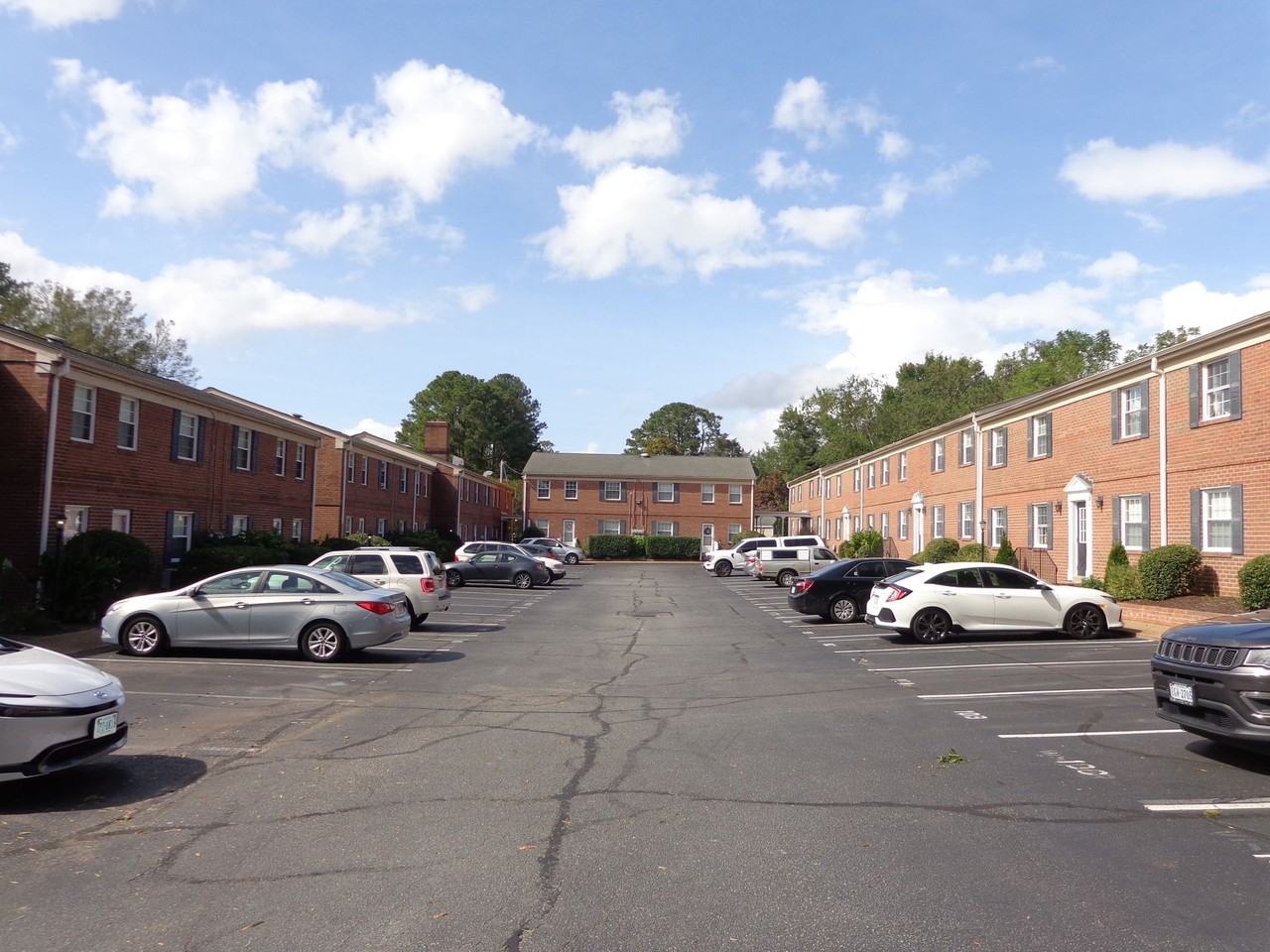 Yorktown Village Apartments - Photo 3 of 3