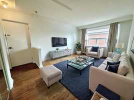 featured image of 146 Portland St #U5