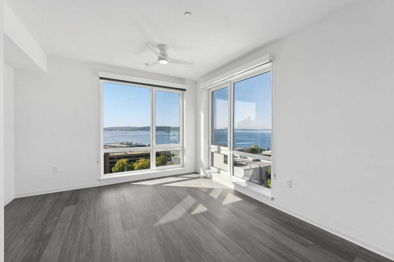 Koz Uptown - Photo 3 of 9