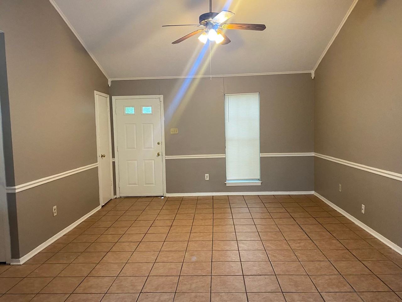 6420 Cornwall Rd - Photo 6 of 14