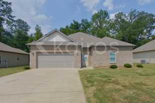 471 White Oak Cir - Photo 1 of 1