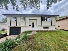 7605 Valley Rd - Photo 1 of 1