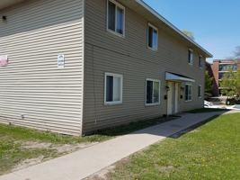 featured image of 1424 Pine St