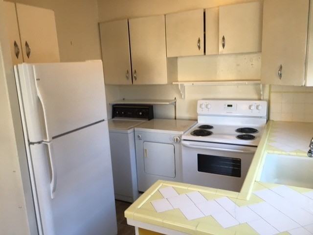 750 Mount Rose St - Photo 3 of 8
