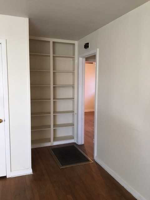 750 Mount Rose St - Photo 6 of 8