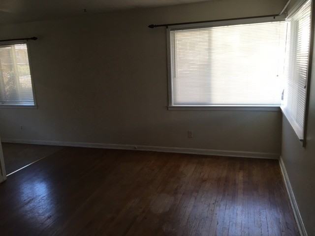 750 Mount Rose St - Photo 7 of 8