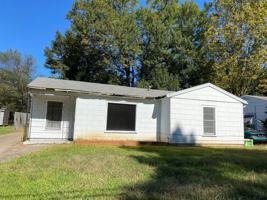 featured image of 425 W 76th St