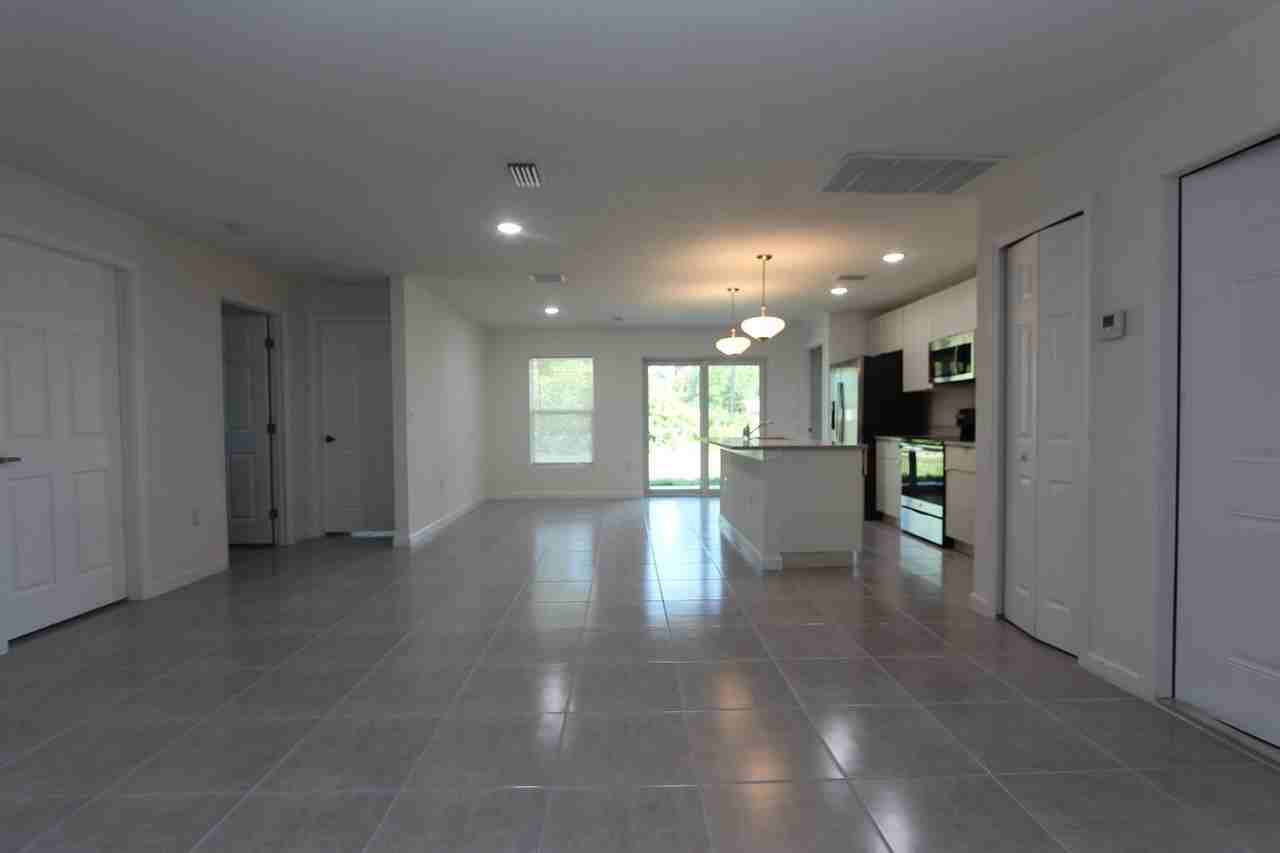 485 Bridgeport Ave Nw - Photo 2 of 15